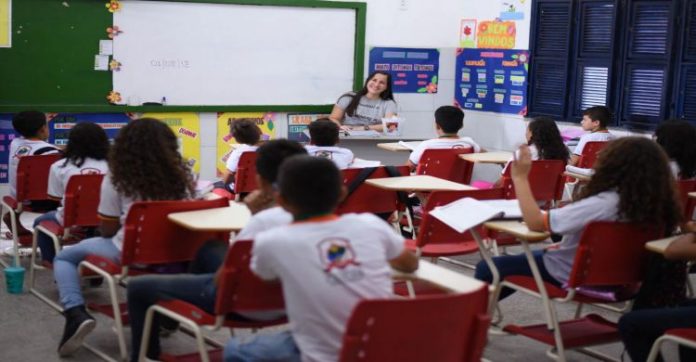 9B1FD989-2B81-469D-B6D9-630DE12D2605