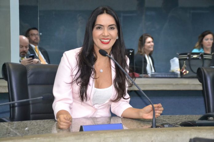 e51c44f6-fa88-46fb-8957-4b447acdb664