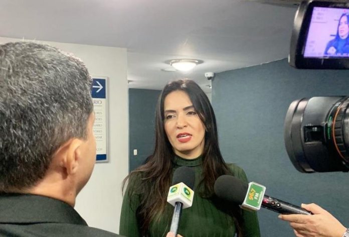 035f4ef8-b2f7-4168-b121-effbc05918db