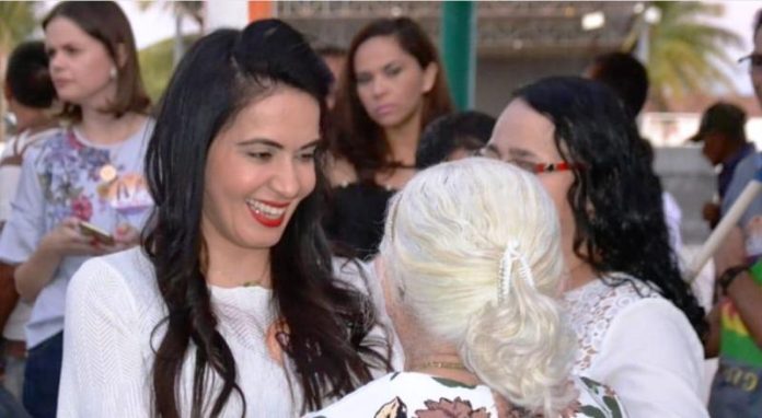 8a67b695-38e8-4256-9501-a4c23d443ba2