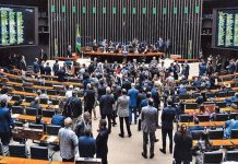 Janela Partidária; Com base em dados da Câmara e dos partidos, indica que o PL tem agora o maior número de parlamentares desde 1998